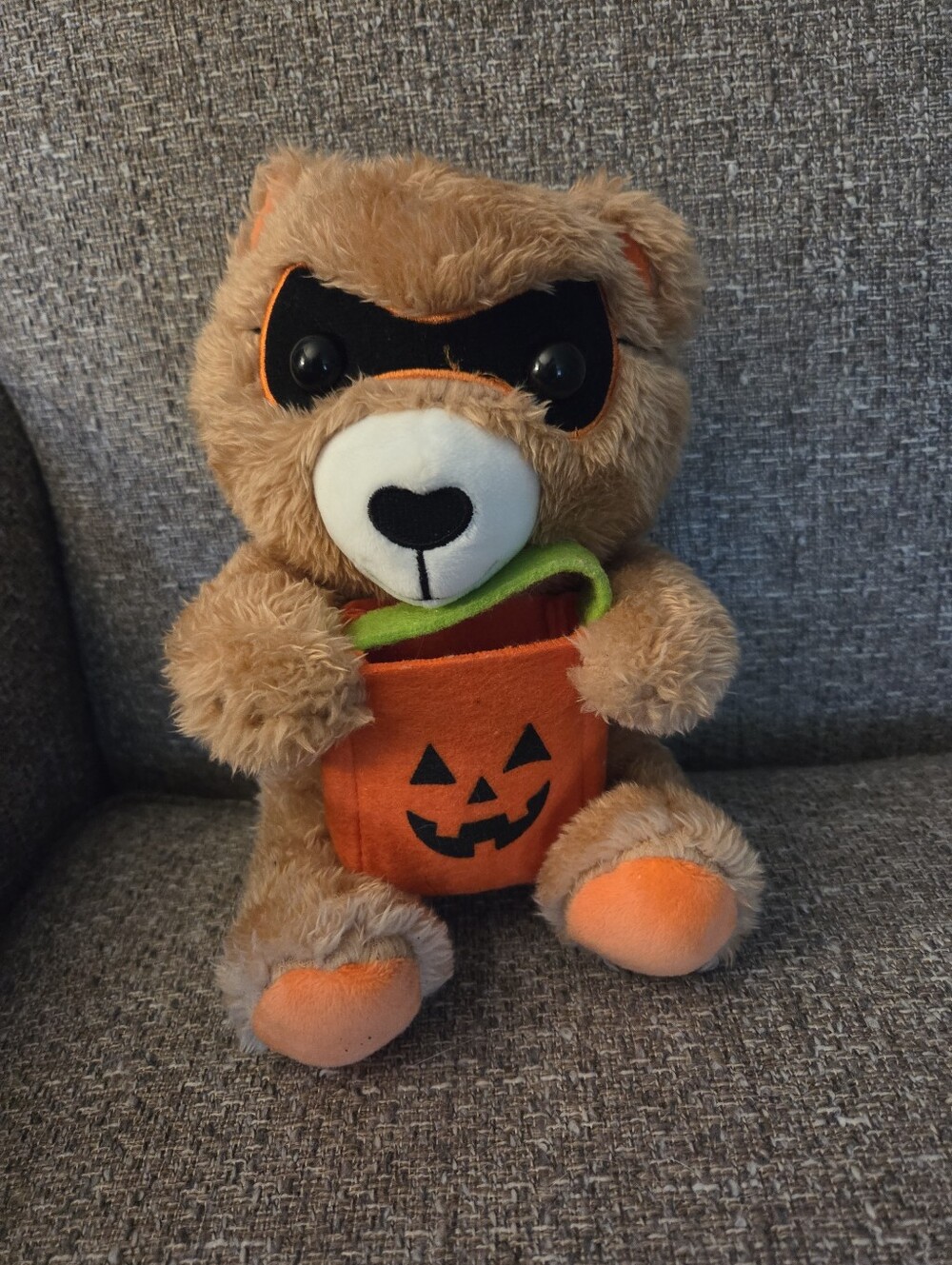 Hallmark Halloween Masked Teddy Bear With Pumpkin Treat Bag Plush Stuffed 9”